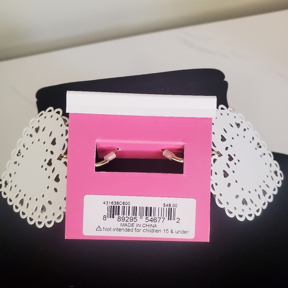 Lace Heart Strawberry 🍓 Earrings Betsey Johnson - Picture 5 of 6